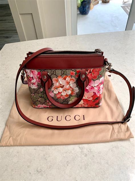 ceinture cuir femme gucci|Gucci bloom crossbody bag.